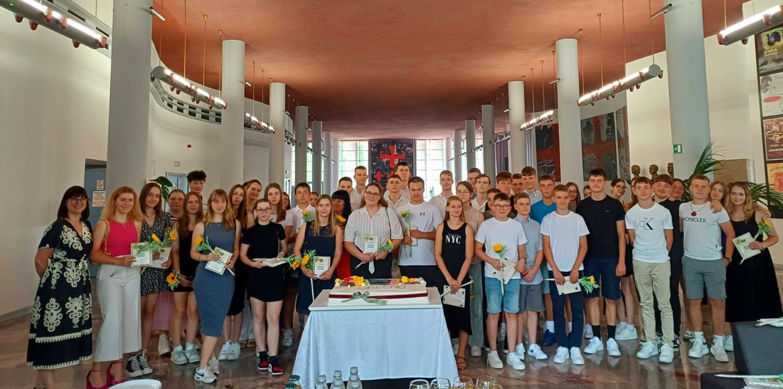 IMG-04e04adf752b138c9d38904e66b60aa9-V